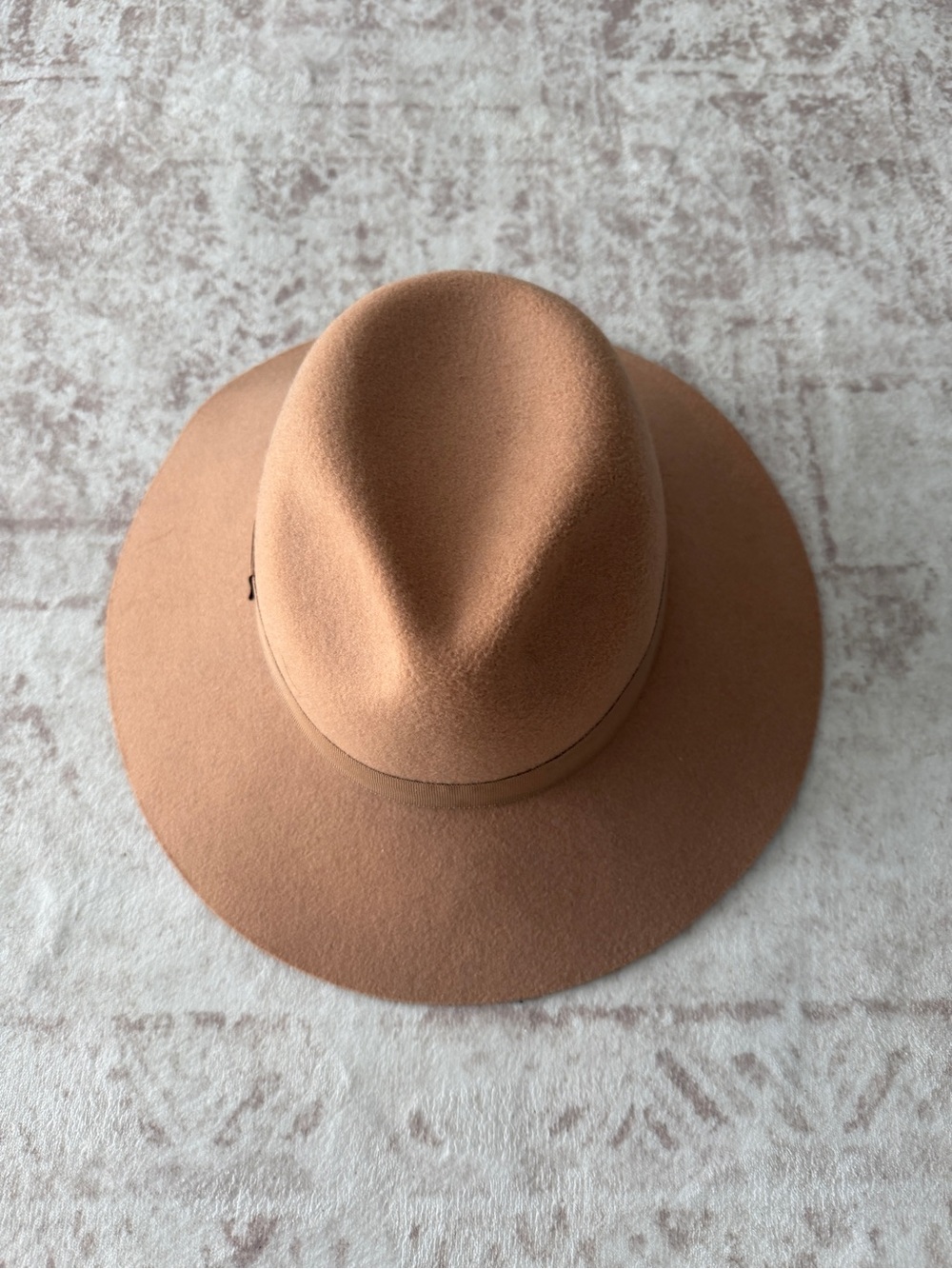 Structured Wide Brim Fedora Hat in Camel-Tan